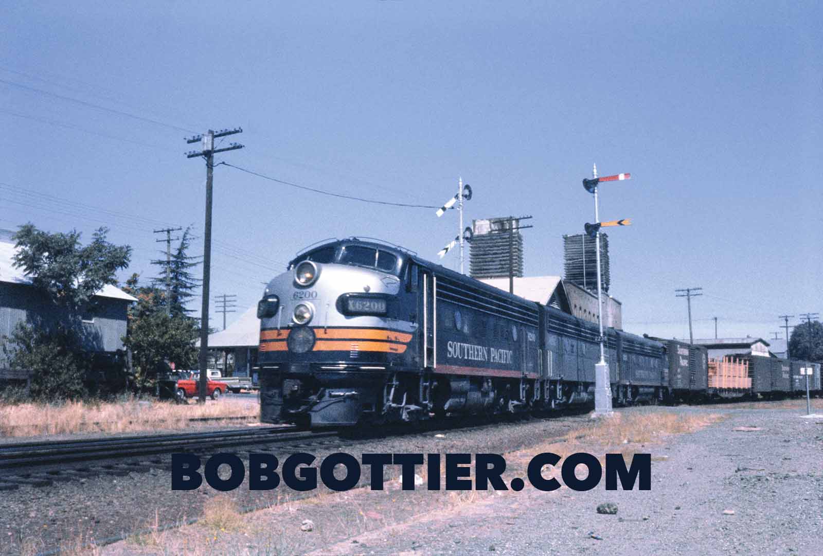 Southern Pacific EMD F7A 6200 Black Widow at Red Bluff